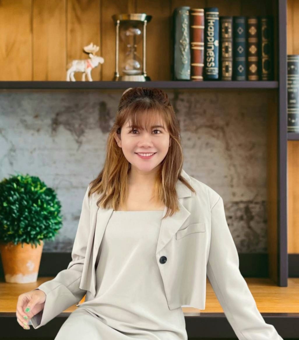 นางสาวเบญจพร แก้วหนองแสง