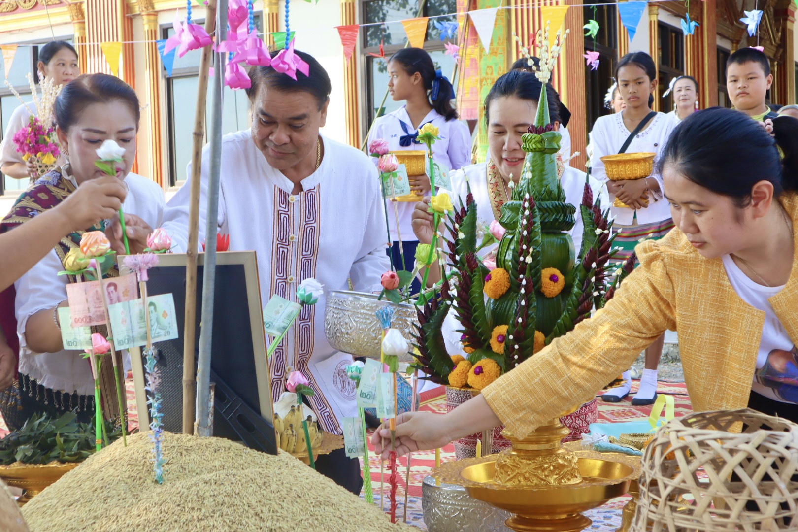 นายสุธินันท์ เพ็ชรปราณี