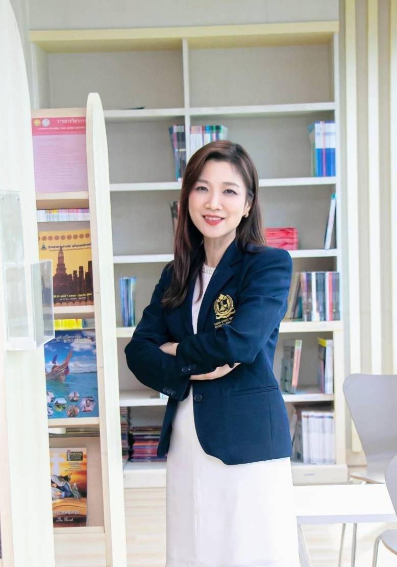 ผศ.ดร.ขวัญหทัย มิตรภานนท์ อาจารย์ประจำ สาขาวิชาการบัญชี