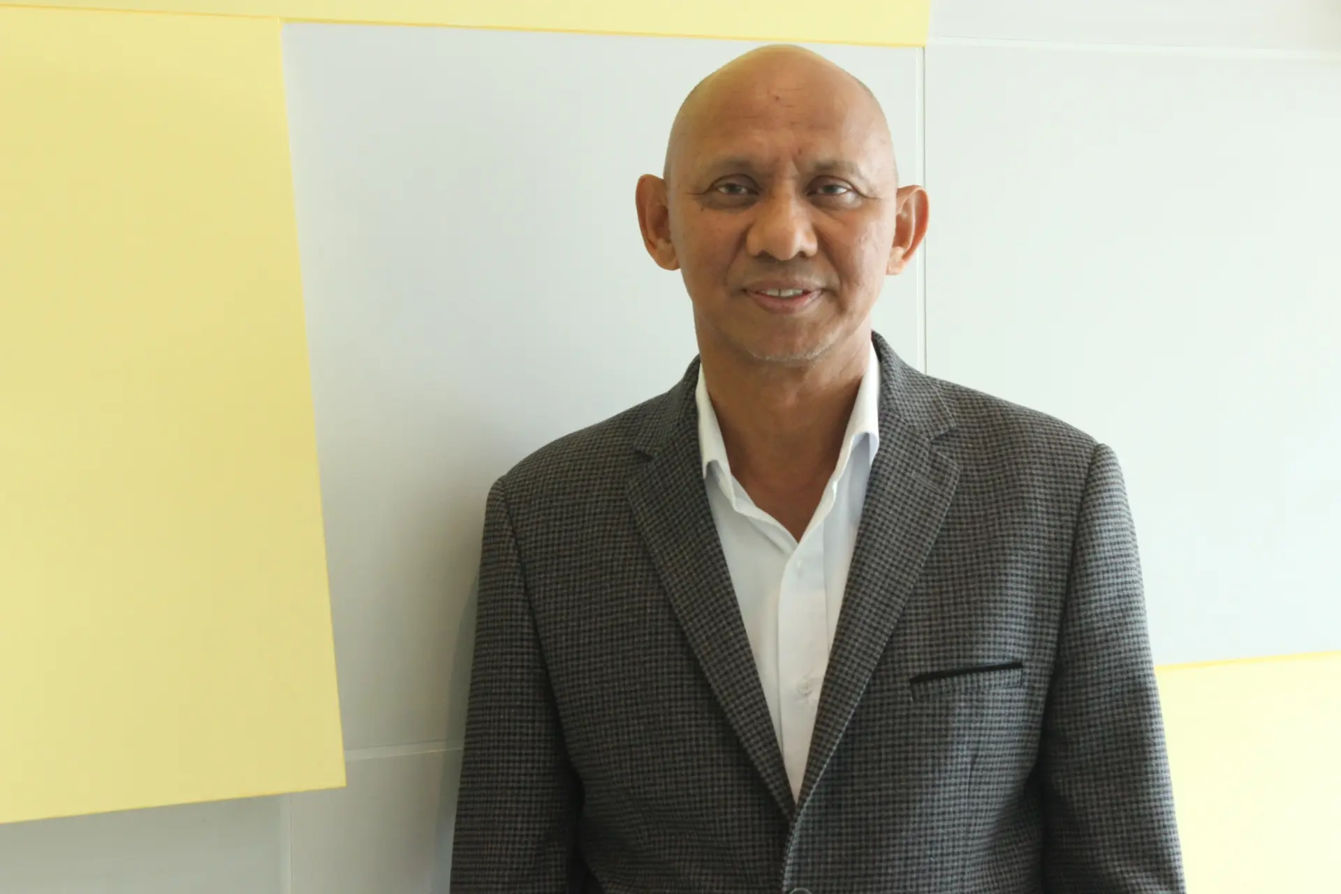 ผศ.ดร.นนชัย ศานติบุตร