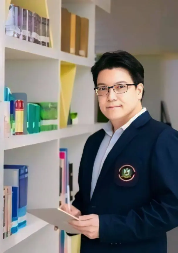 ผศ.ดร.ภาวัต ไชยชาญวาทิก