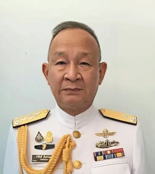 ผศ.พล.ร.ท.ทวีศักดิ์ มั่นชวนนท์