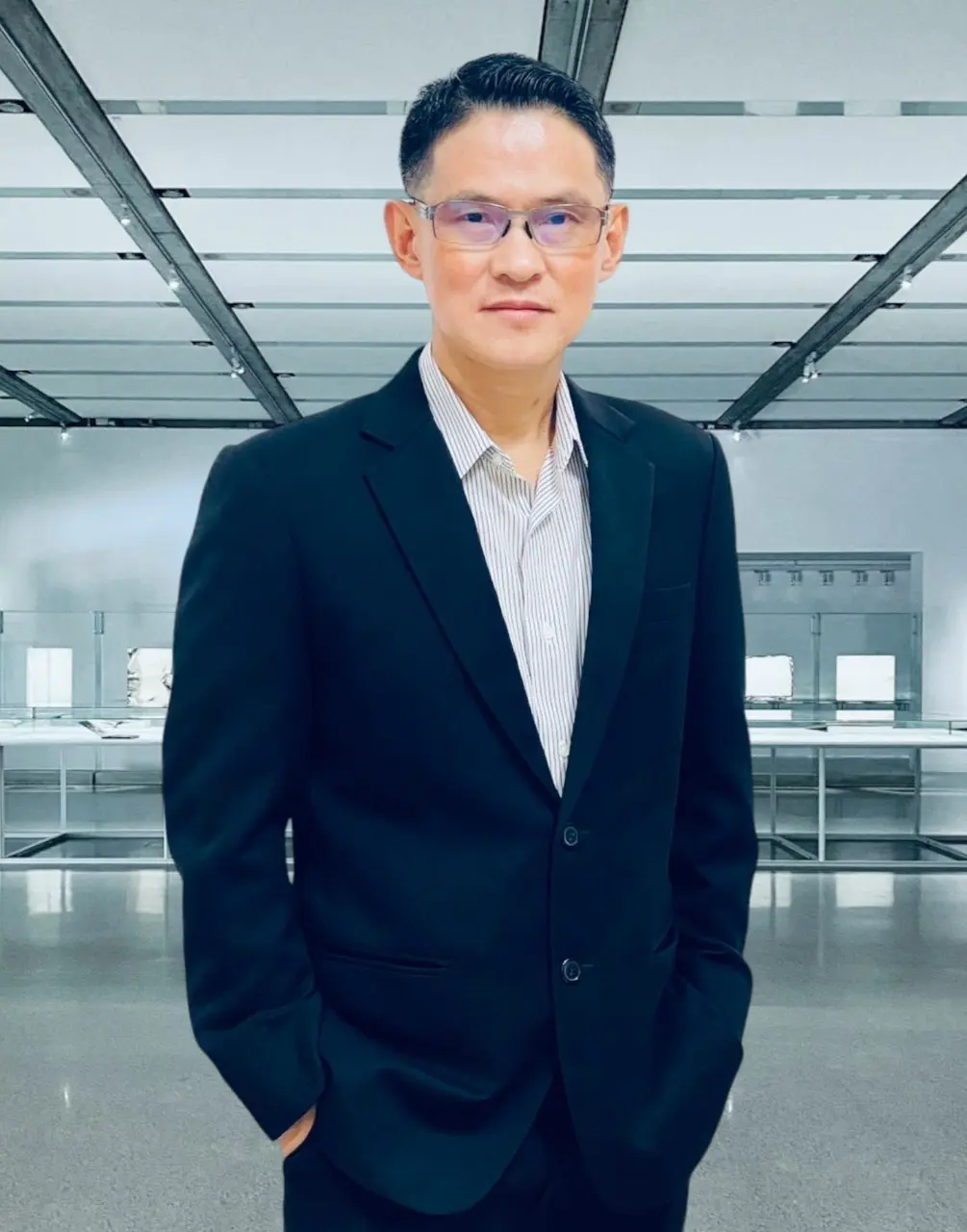 รศ.วิญญู แสวงสินกสิกิจ