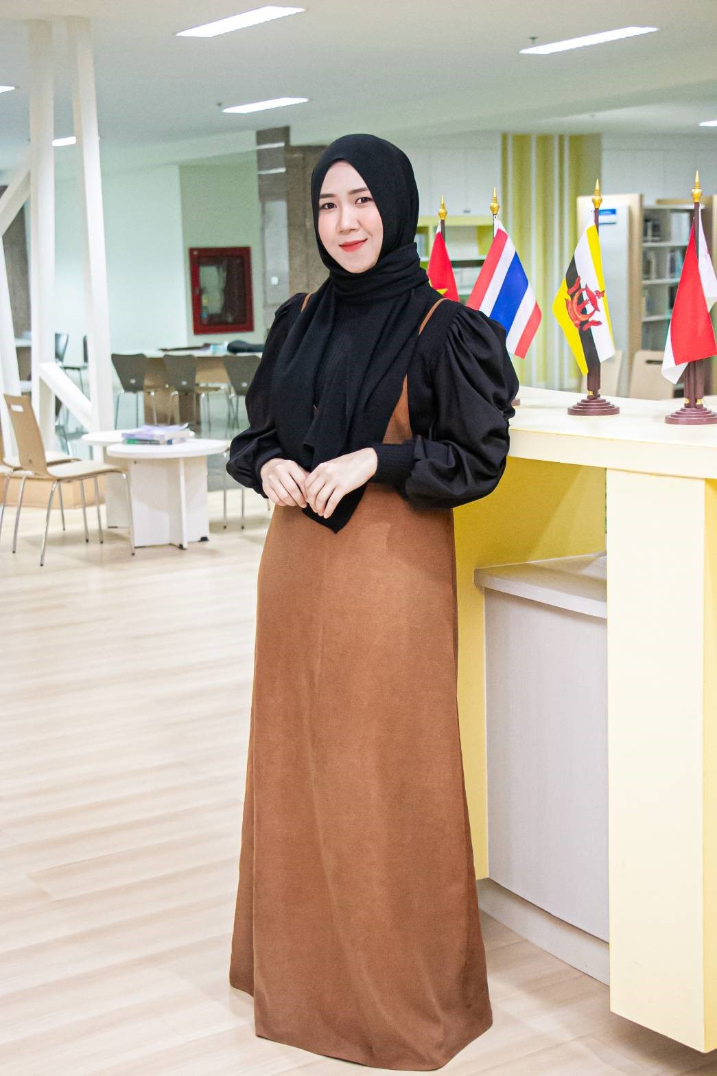 อชิรญา นีละไพจิตร