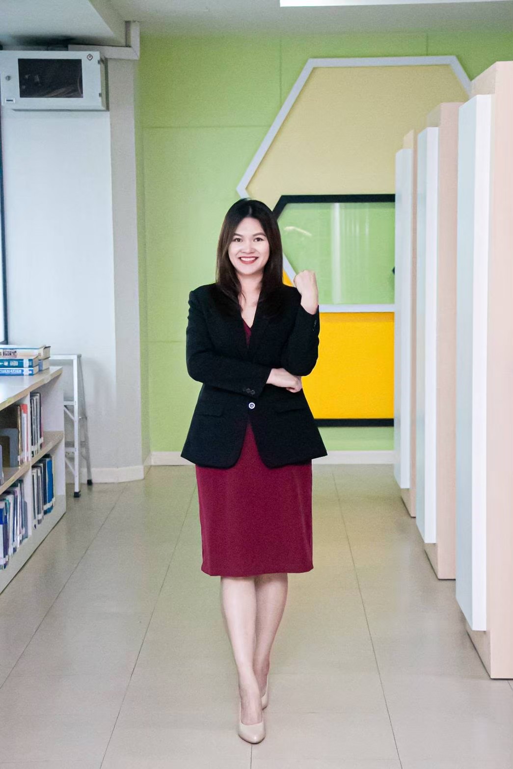 อาจารย์ ดร.สุภาวดี ธงภักดิ์