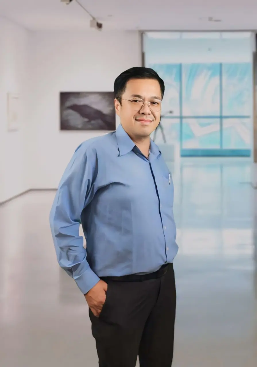 อาจารย์ทรงพล รอดทอง