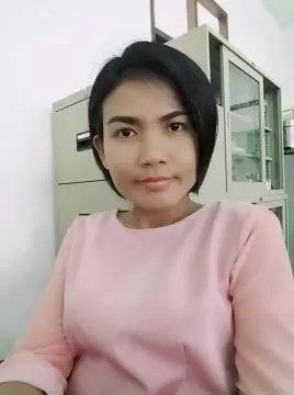 อาจารย์ทิพวัลย์ เพชรรัก