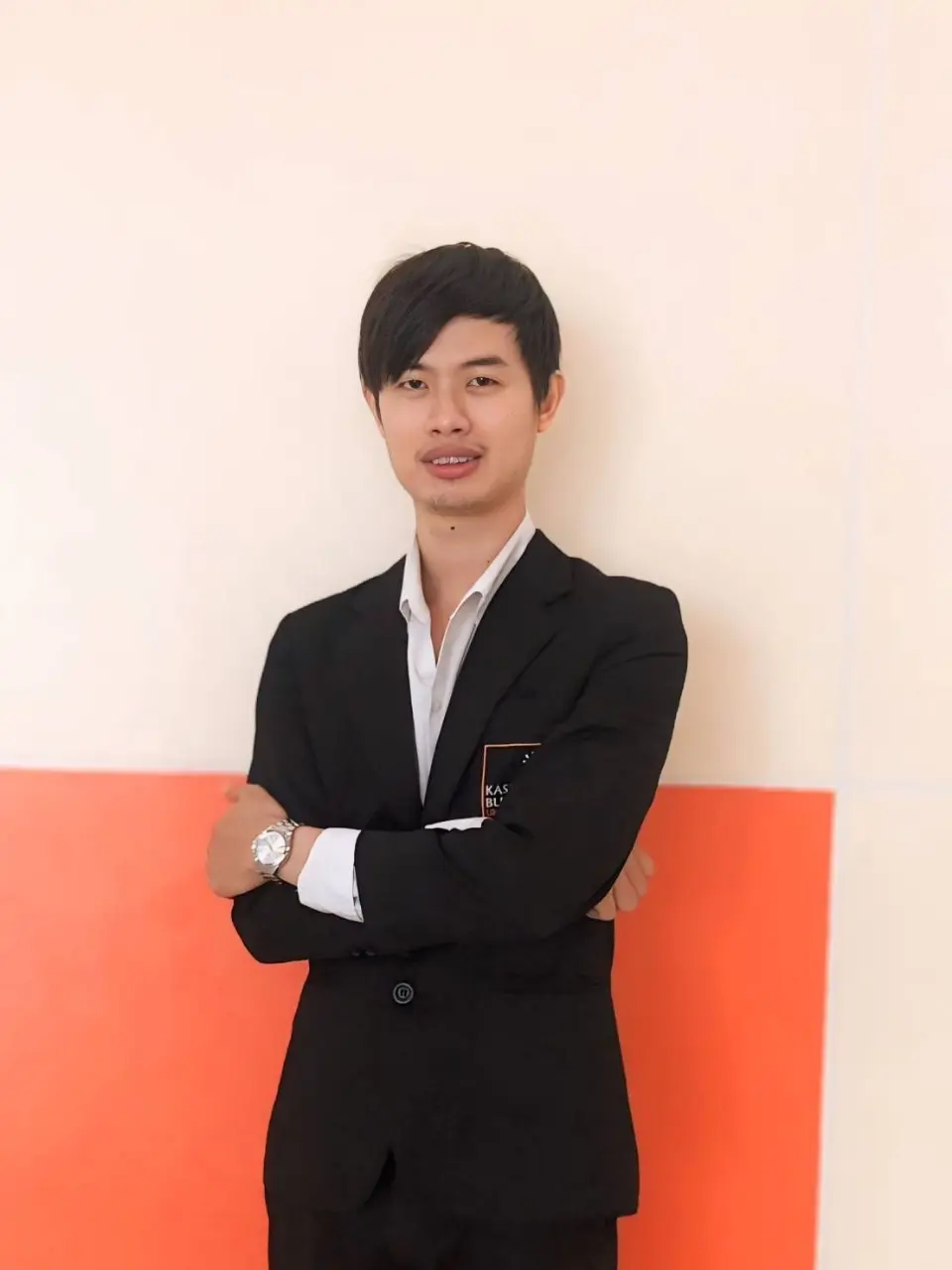 อาจารย์ธนัตถ์ เขียวเขิน (ไฟฟ้า)