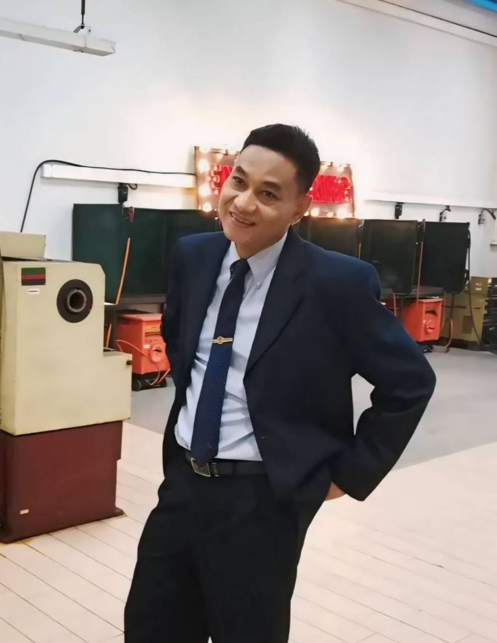 อาจารย์บัญญัติ ก้อนคำ 1