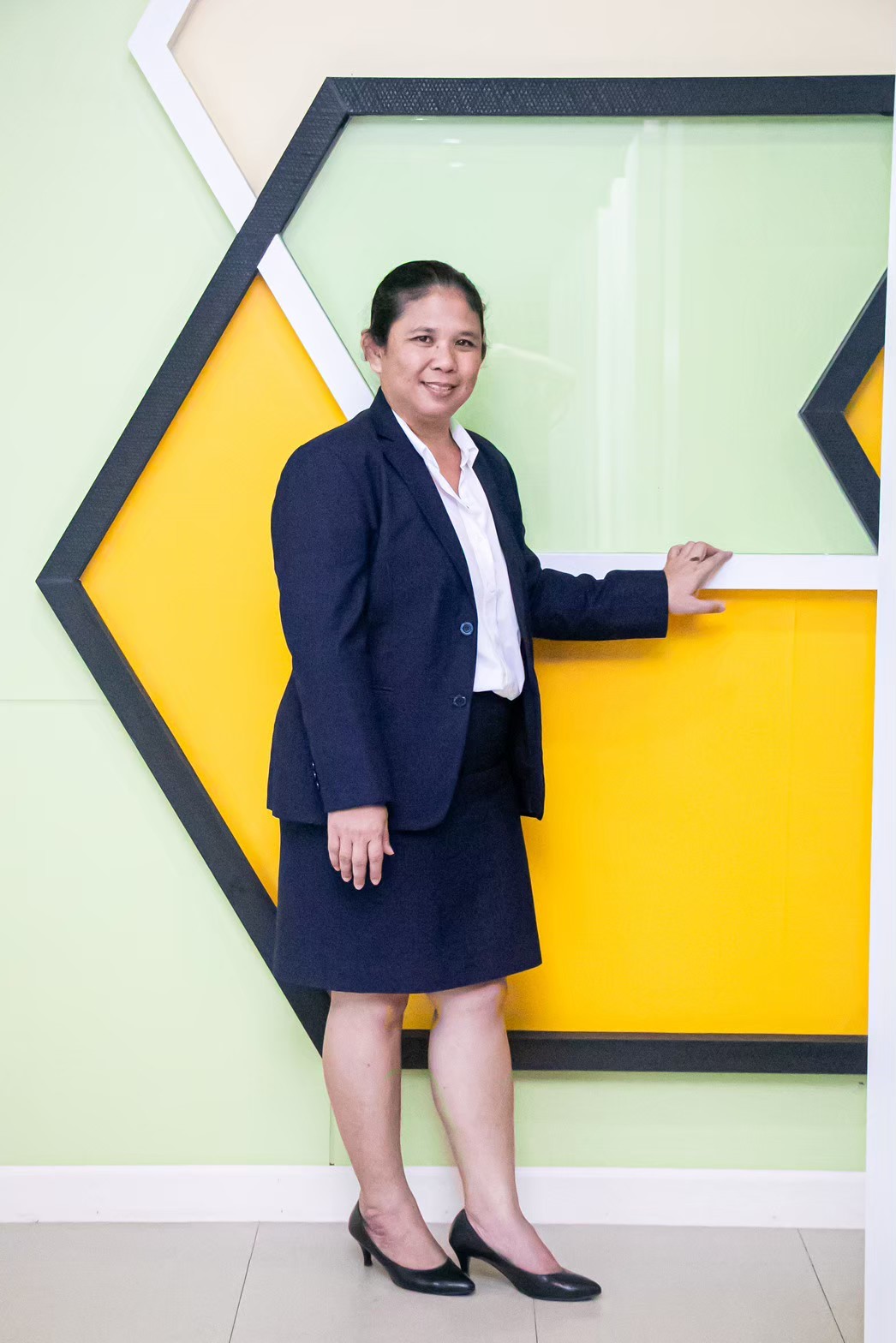 อาจารย์ยุวเรศ มาซอรี