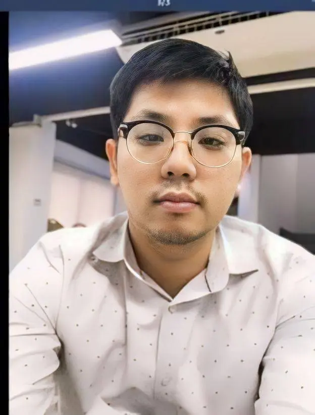 อาจารย์วิศรุต ถวิลวงศ์สุริยะ