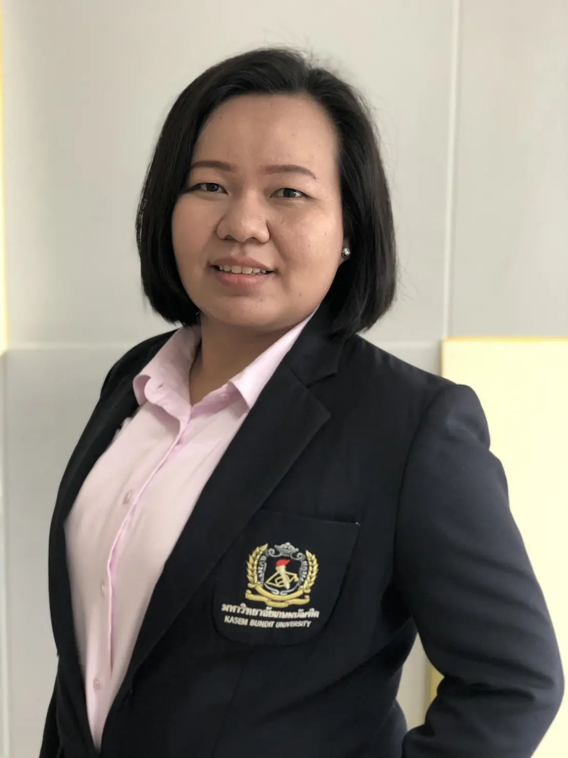 อาจารย์อุษา ศรีไชยา