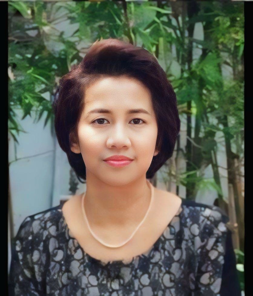 อาจารย์เครือวัลย์ เคลื่อนสูงเนิน