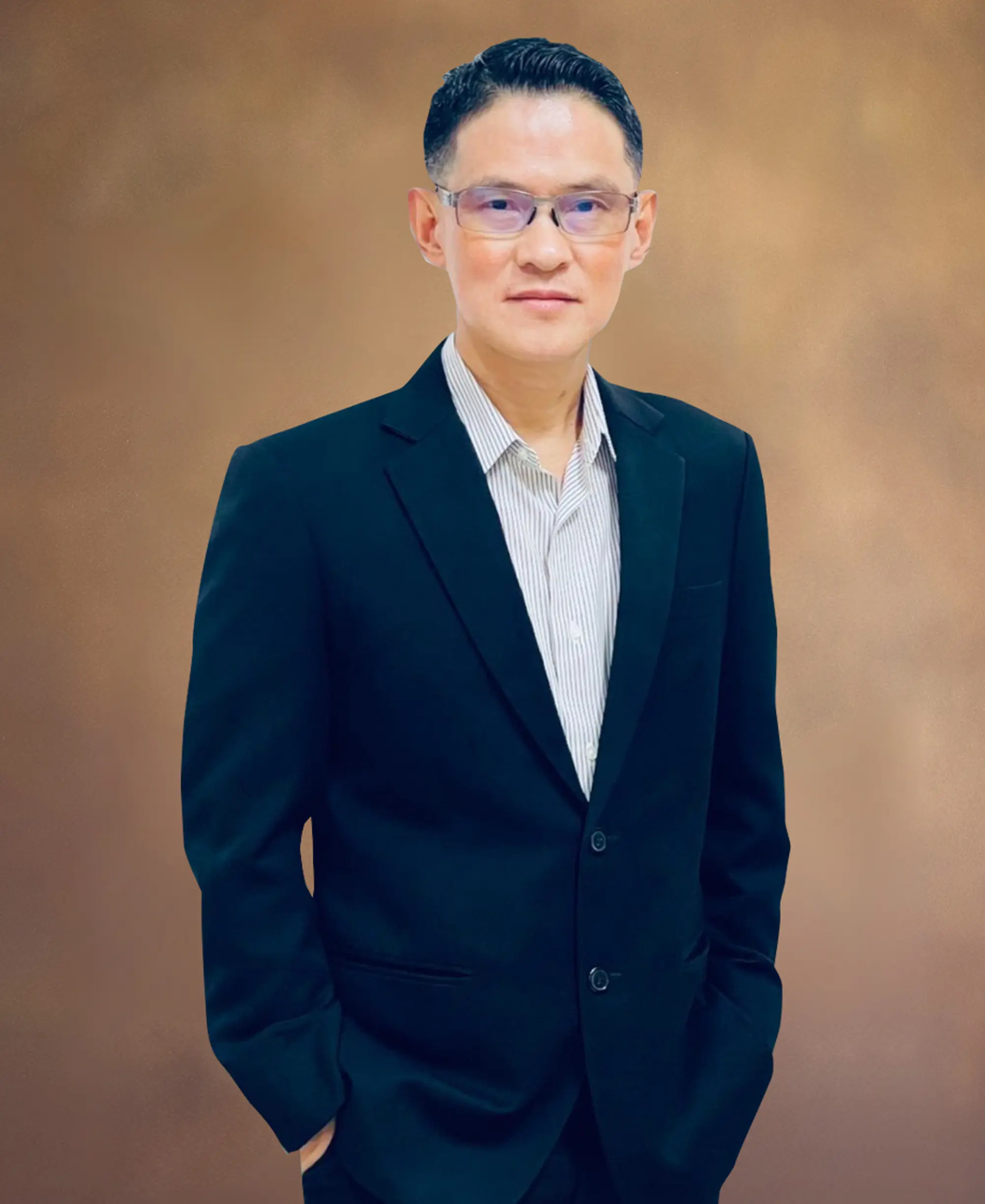 รศ.วิญญู