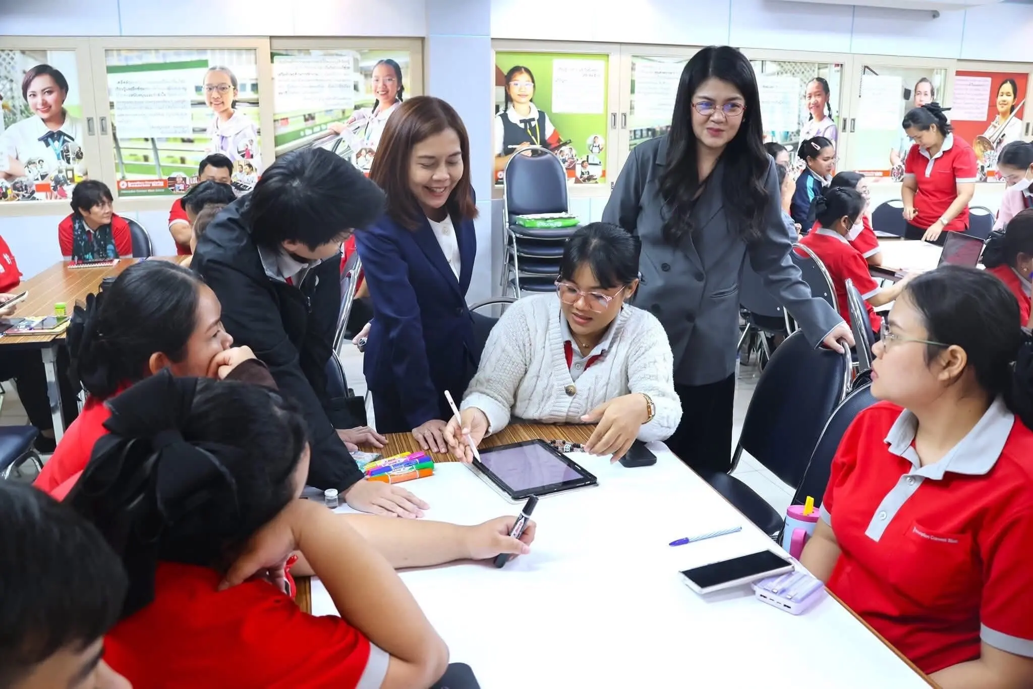 561108717_1300484941876482_1127328109959451724_n