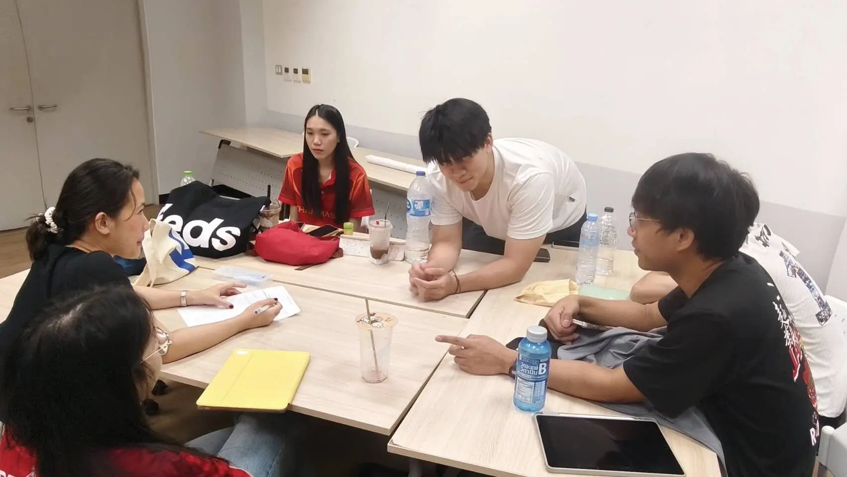 569307144_1301180848473558_4023013073686646142_n