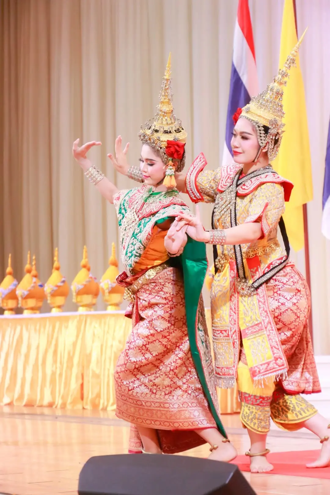 1000032815 พิธีถวายพระพรชัยมงคล